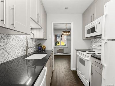 136 Deer Hill Ave #C24, Danbury, CT, 06810