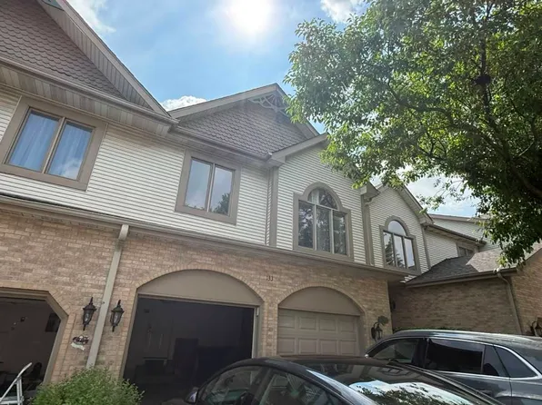 133 Schiller Pl, Itasca, IL 60143