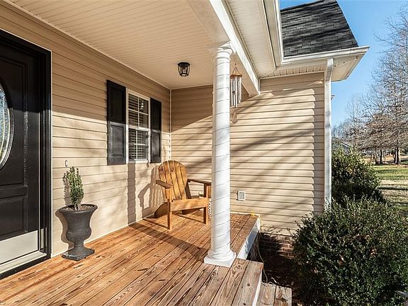 2nd image of 5106 Meadow Field Dr