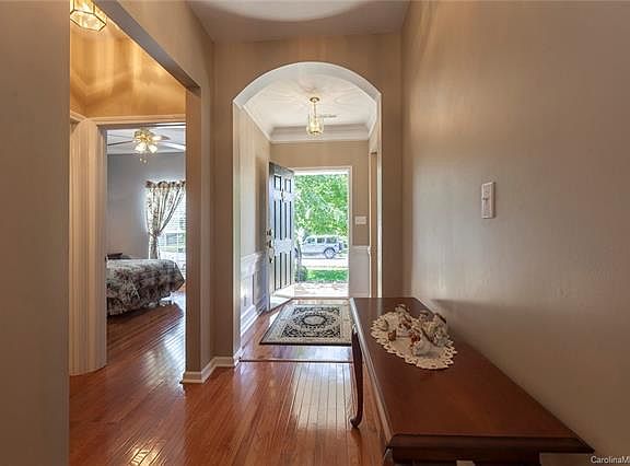 4th image of 508 Gressenhall Ln