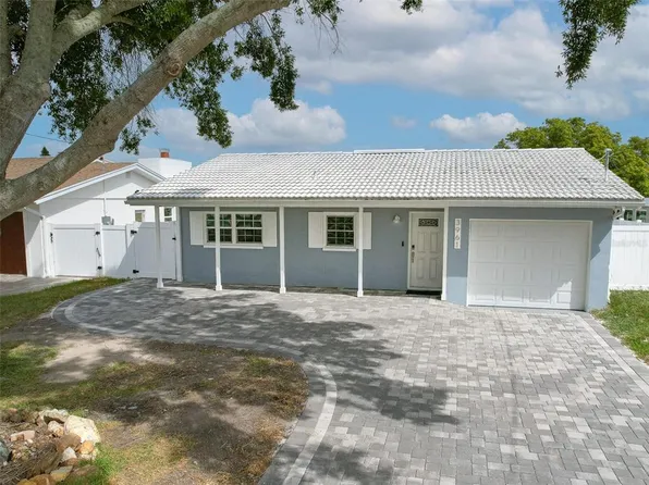 3961 Floramar Ter, New Port Richey, FL 34652