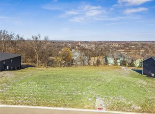 818 Evans View Dr, Adel, IA 50003