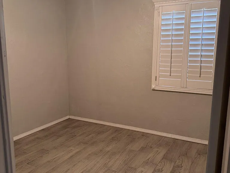 5915 Trowbridge Dr — Photo 5