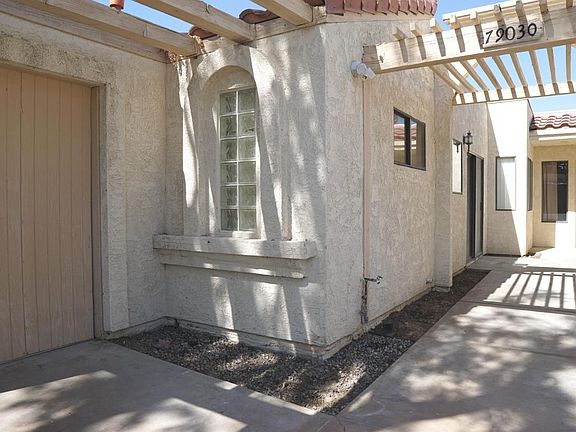 2nd image of 79030 Bayside Ct