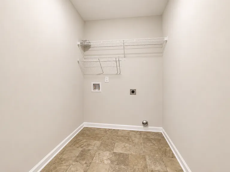 2316 Trakand Dr — Photo 12