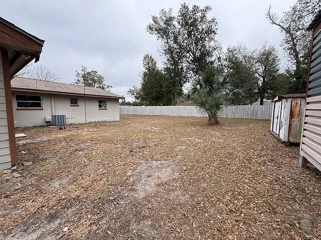 4 Sunshine Blvd — Photo 34