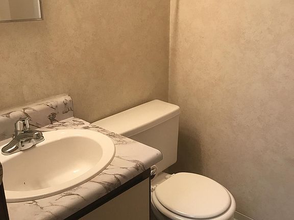 4th image of 2312 S Brandon Ct