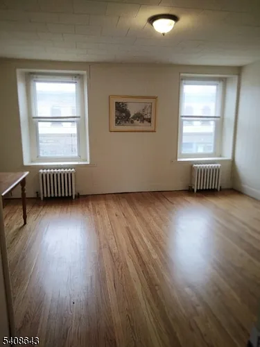 41 Bridge St Photo 1