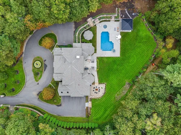 497 Old, Concord, MA 01742