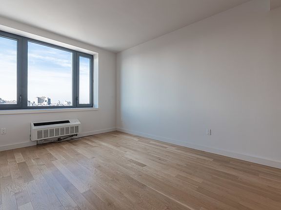 4th image of 409 Eastern Pkwy #1104B