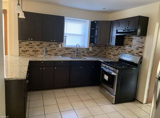 42 S Brighton Ave, Upper Darby, PA 19082