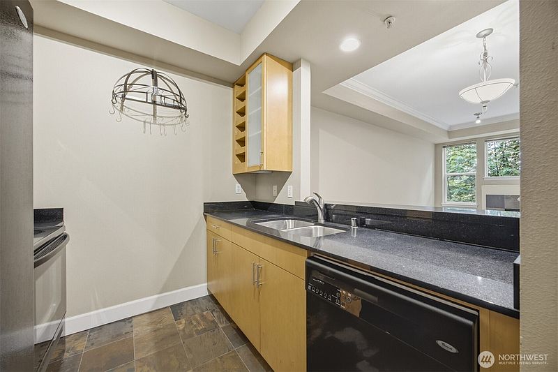5th image of 255 W Bakerview Road #205