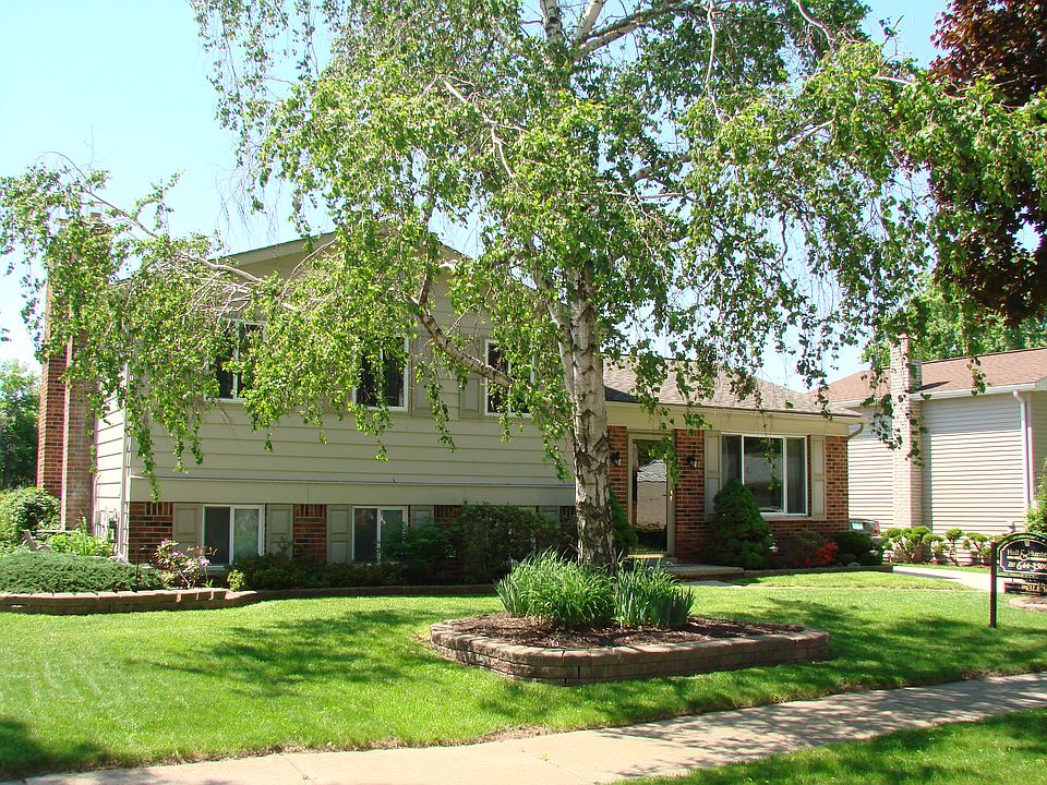 1st image of 2642 Arrowhead Dr