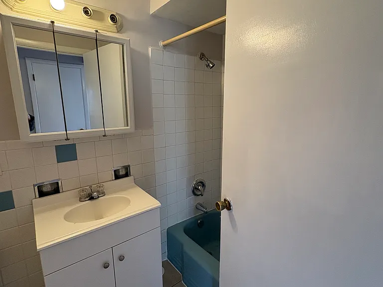 8015 W Foster Ln #1N — Photo 2