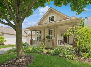 3246 Larrabee Dr, Geneva, IL 60134