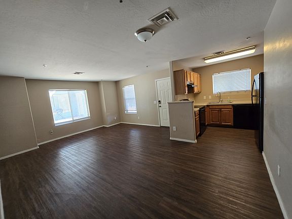 4th image of 510 N Alma School Rd Unit 302