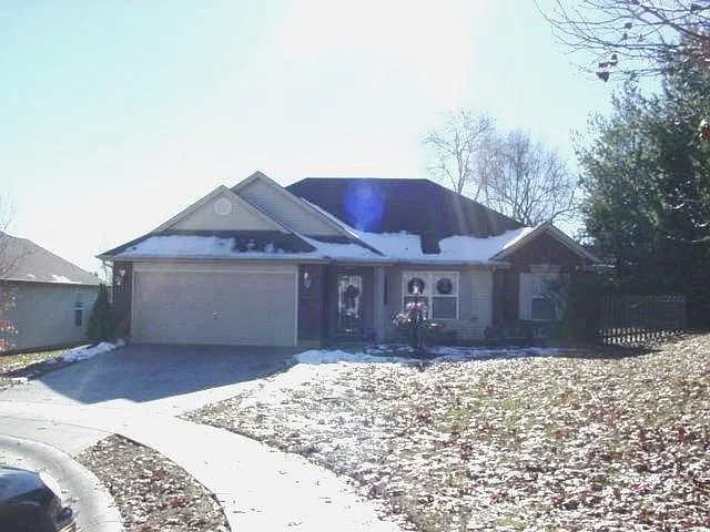 2811 Marcel Ct photo 1