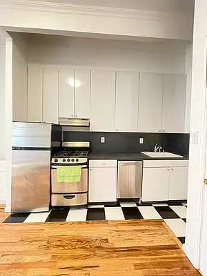 Rented by Silver Line Realty Group NY LLC | media 13
