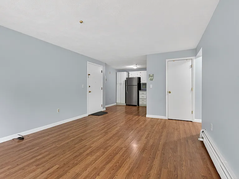 7 Karen Cir #2A — Photo 10