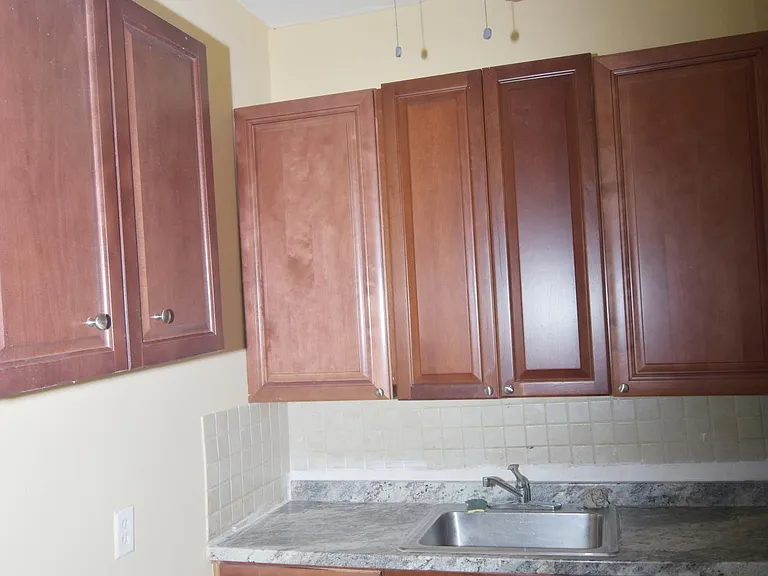 412 N Dixie Hwy — Photo 5