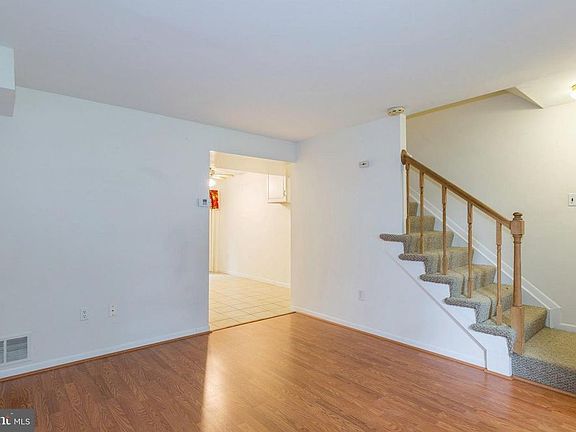 2nd image of 6489 Heritage Hill Dr