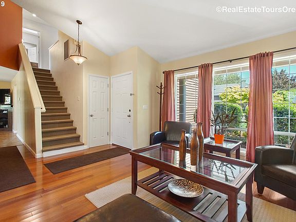 3rd image of 14371 SW Windsong Ct