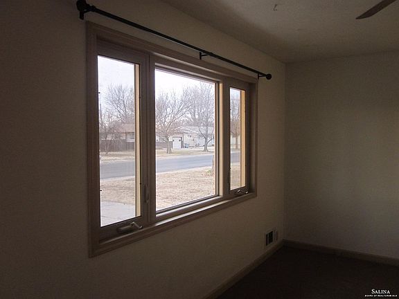 2nd image of 1525 Cloud Cir