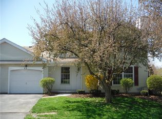 23 Rockhurst Dr #SS, Penfield, NY 14526
