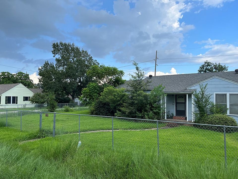 2nd image of 3148 19th St