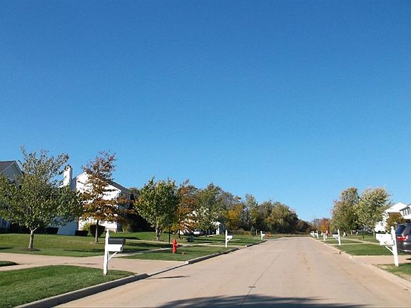 5th image of 4219 Western Reserve Dr