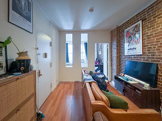 Rented by Terra Magia Inc | media 33