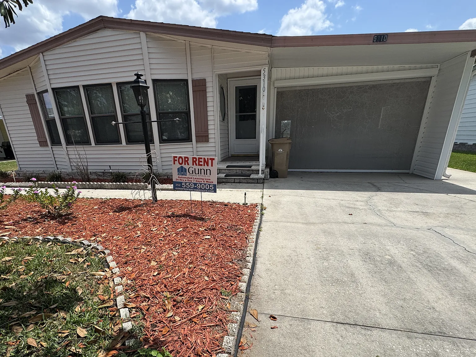 Beautiful 2 Bd 2 Ba Home in 55+ community — Photo 1
