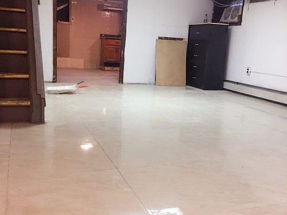 3rd image of 8035 159th St