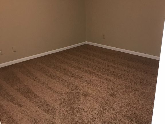5th image of 4402 American Dr #A