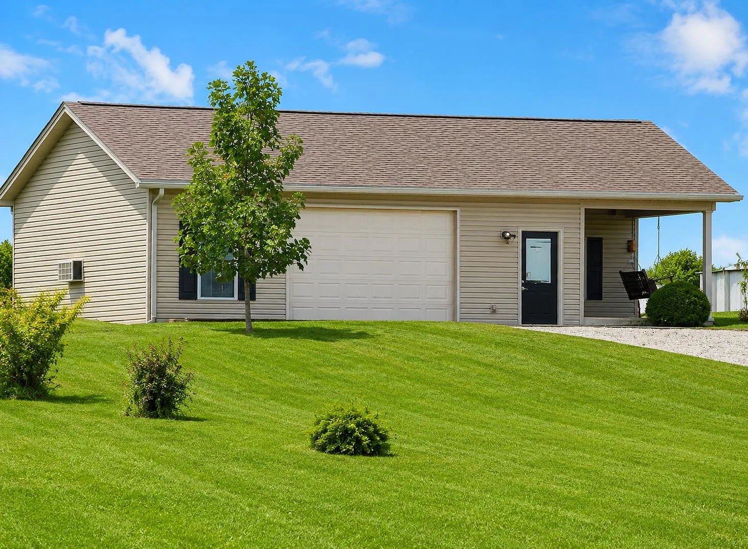193 Nolin Road — Photo 2