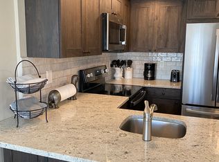 830 NE 82nd St #1, Seattle, WA 98115