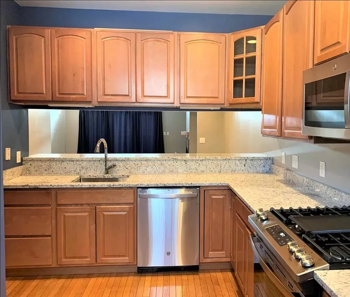 2550 Cleinview Ave — Photo 4