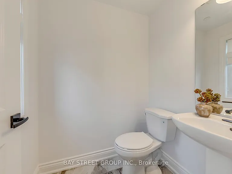 2119 Lillykin St #11 — Photo 7