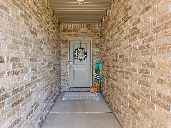 5th image of 14501 Avenue W