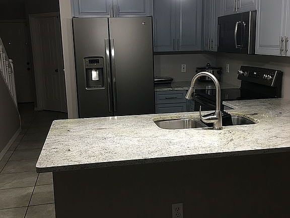 3rd image of 1636 Windsor Oak Ct