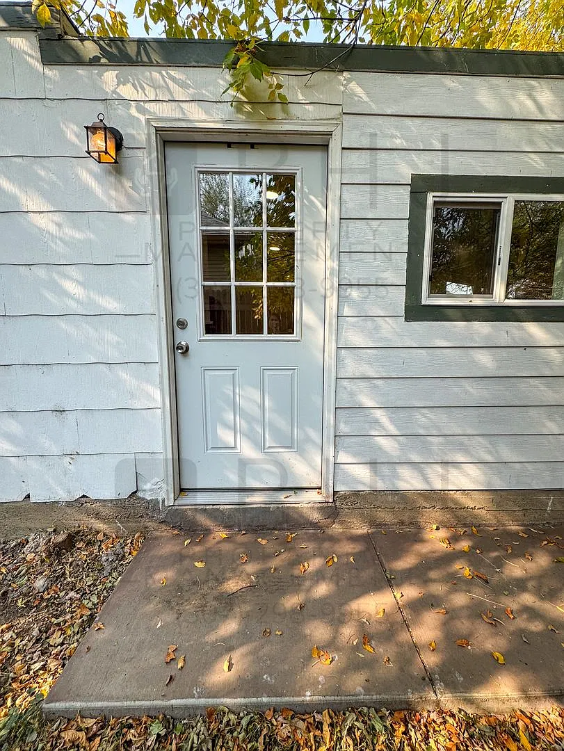 315 Wyoming Ave — Photo 2