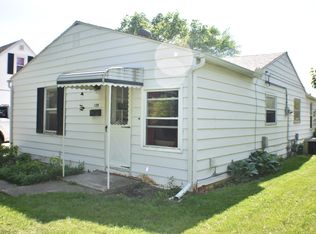 409 Grove St, Walbridge, OH 43465