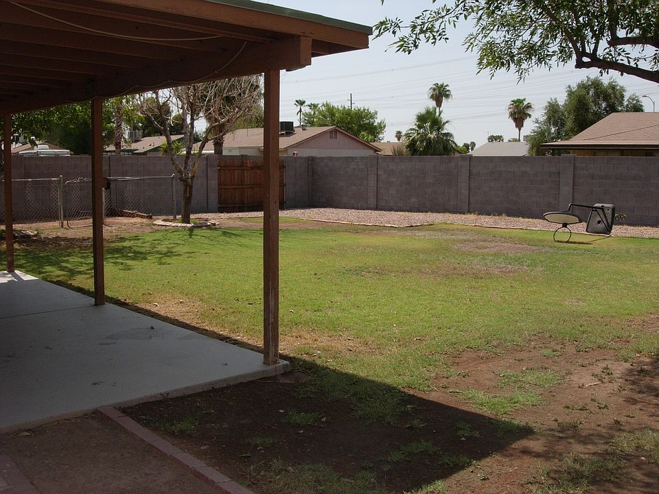 2nd image of 2307 W Pampa Ave