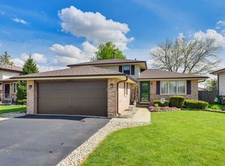 8829 Obrien Dr, Orland Hills, IL 60487