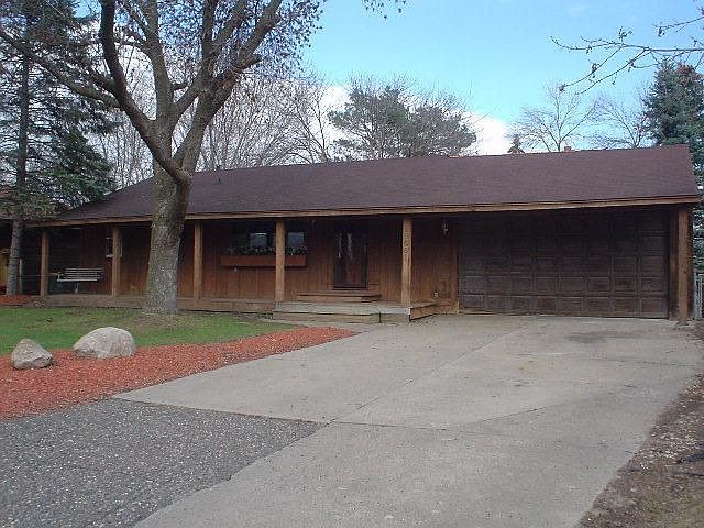 1st image of 10661 Quincy Blvd NE
