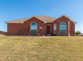 1560 Sunnydale Dr, Midlothian, TX 76065
