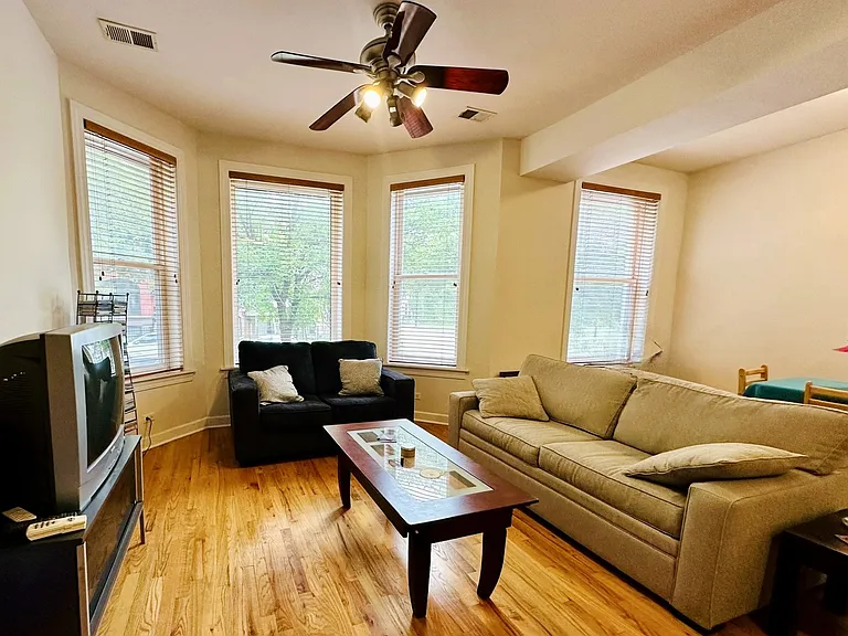 2256 W Adams St #1 — Photo 3