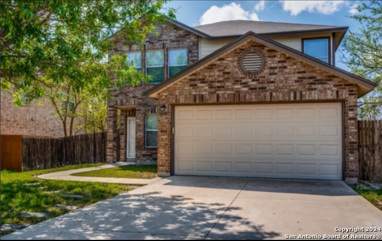 3 bed, 2.5 bath, 1698 sqft, $1,650 — Photo 2