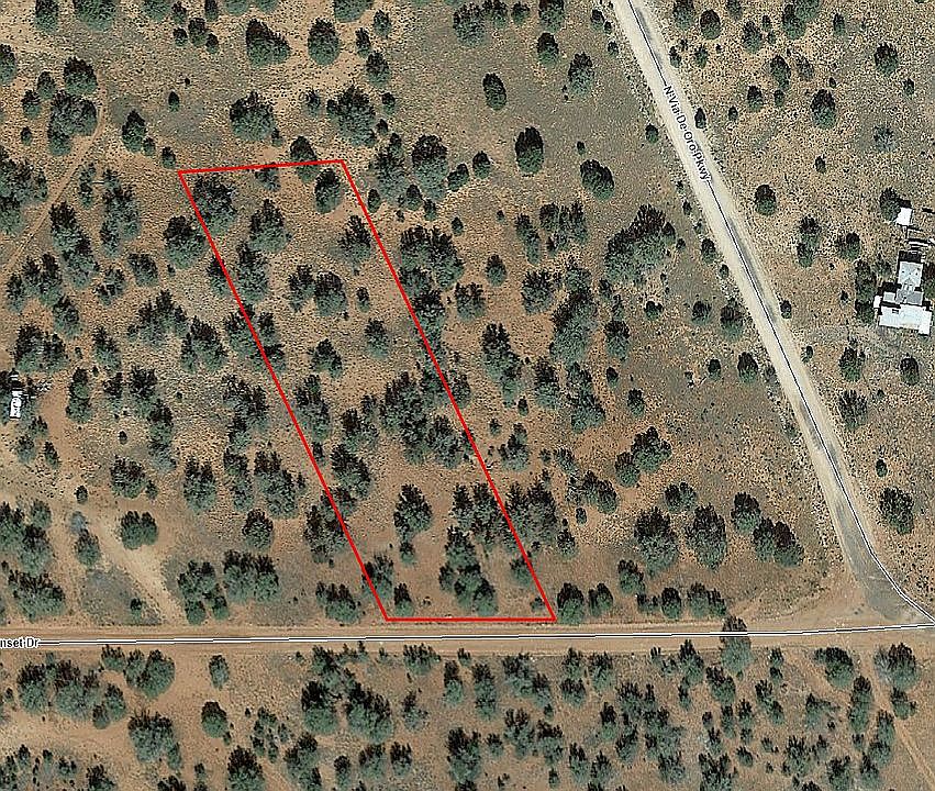 1st image of 32510 W Sunset Dr