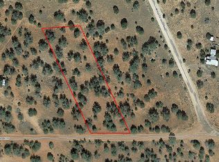 32510 W Sunset Dr, Seligman, AZ 86337
